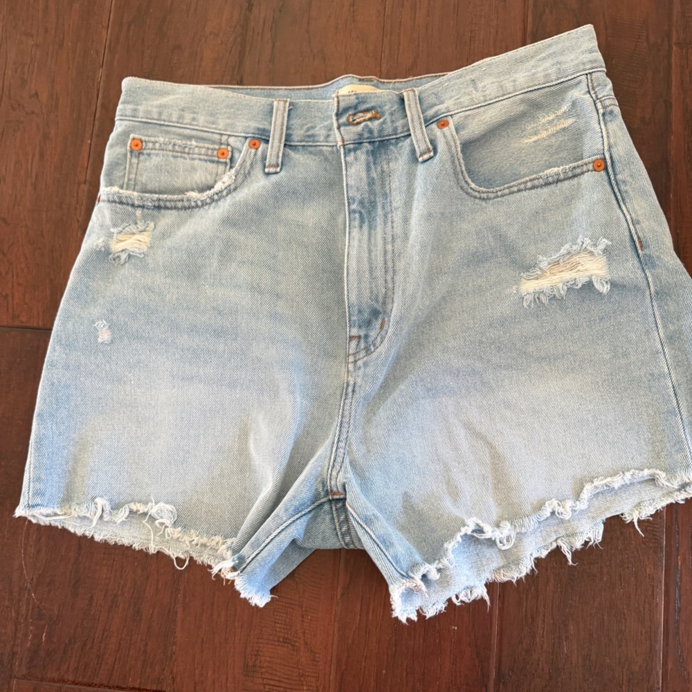 Madewell Light Wash the mom jeans short